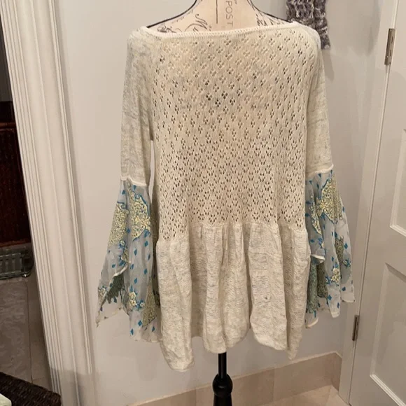 Free People Cream Sweater with Blue Accents - Picture 3 of 6